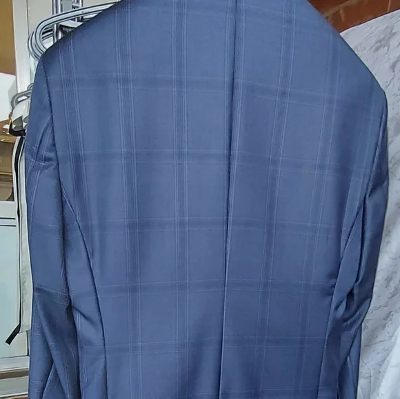 Suit - Picture 2 of 2